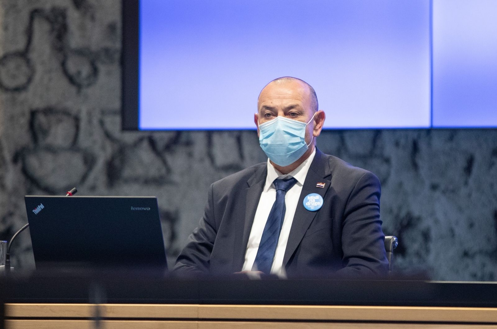 04.01.2021., Zagreb - Na sjednici Vlade RH donesena odluka te je proglasena katastrofa na podrucjima pogodjenim potresom. Nakon sjednice odrzana je konferencija za medije. Ministar branitelja Tomislav Medved.
Photo: Davor Puklavec/PIXSELL