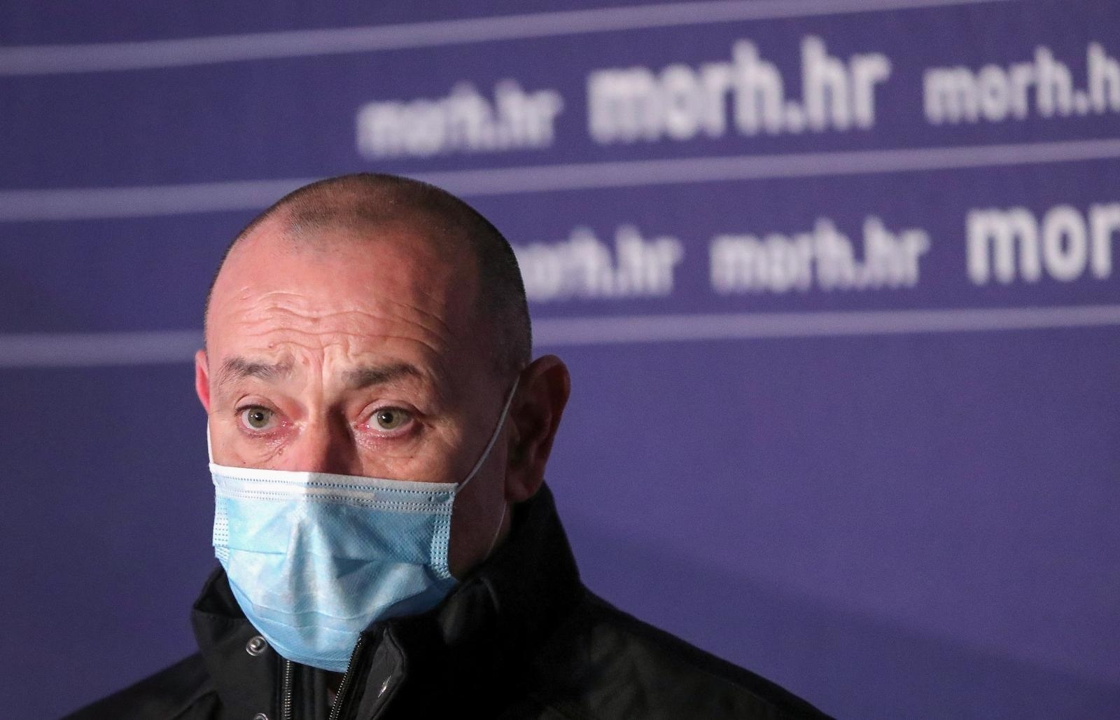 04.01.2021., Petrinja - Izjave nakonzavrsetka sastanka Stozera za saniranje posljedica potresa u Sisacko-moslavackoj zupaniji. Voditelj Stozera, potpredsjednik Vlade i ministar branitelja Tomo Medved. Photo: Sanjin Strukic/PIXSELL