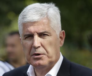 04.07.2020.,Mostar,BiH - Dragan Covic glasovao na Parlamentarnim izborima Republike Hrvatske 
Photo: Denis Kapetanovic/PIXSELL