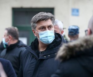 05.01.2021., Glina - Predsjednik Vlade Andrej Plenkovic obisao je Glinu. Photo: Matija Habljak/PIXSELL