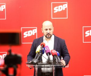 07.12.2020., Zagreb - Zagrebacki SDP odrzao je konferenciju za medije na temu 38. sjednice Gradske skupstine i zagrebackog proracuna za 2021. 
Photo: Patrik Macek/PIXSELL