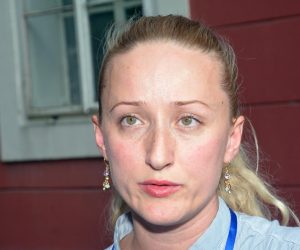 08.09.2016.Sisak-Pedesetak lijecnika iz zdravstvenih ustanova s podrucja Sisacko-moslavackoj zpaniji prosvjedovalo je pred zgradom Zupanije protiv neprimjene pravilnika o specijalizaciji.Ivana Smit.Photo:Nikola Cutuk/PIXSELL