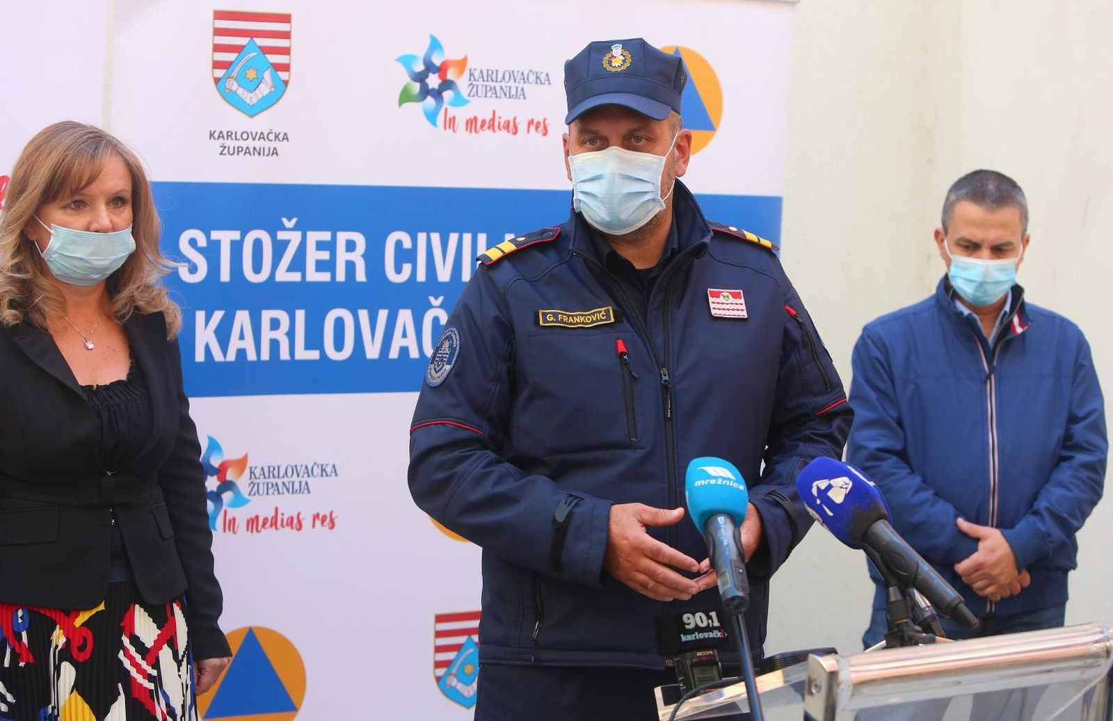 08.10.2020., Karlovac - Izvanredna konferencija za medije Stozera Civilne zastite Karlovacke zupanije o prodoru virusa Covid-19 u dom za starije na podrucju grada Ozlja. Goran Frankovic Javna vatrogasna postrojba.
Photo: Kristina Stedul Fabac/PIXSELL