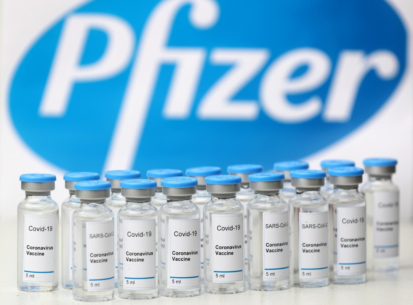 14.08.2020.,. .Zagreb .  Ilustracija za cjepivo protiv koronavirusa. Velike svjetske farmaceutske kompanije ( GSK, Pfizer, Sanofi,Astrazenica, Valneva,Sanofi,BioNTech ) koje su vec u 3. fazi klinickih ispitivanja cjepiva za COVID 19. Photo: Zeljko Lukunic/PIXSELL