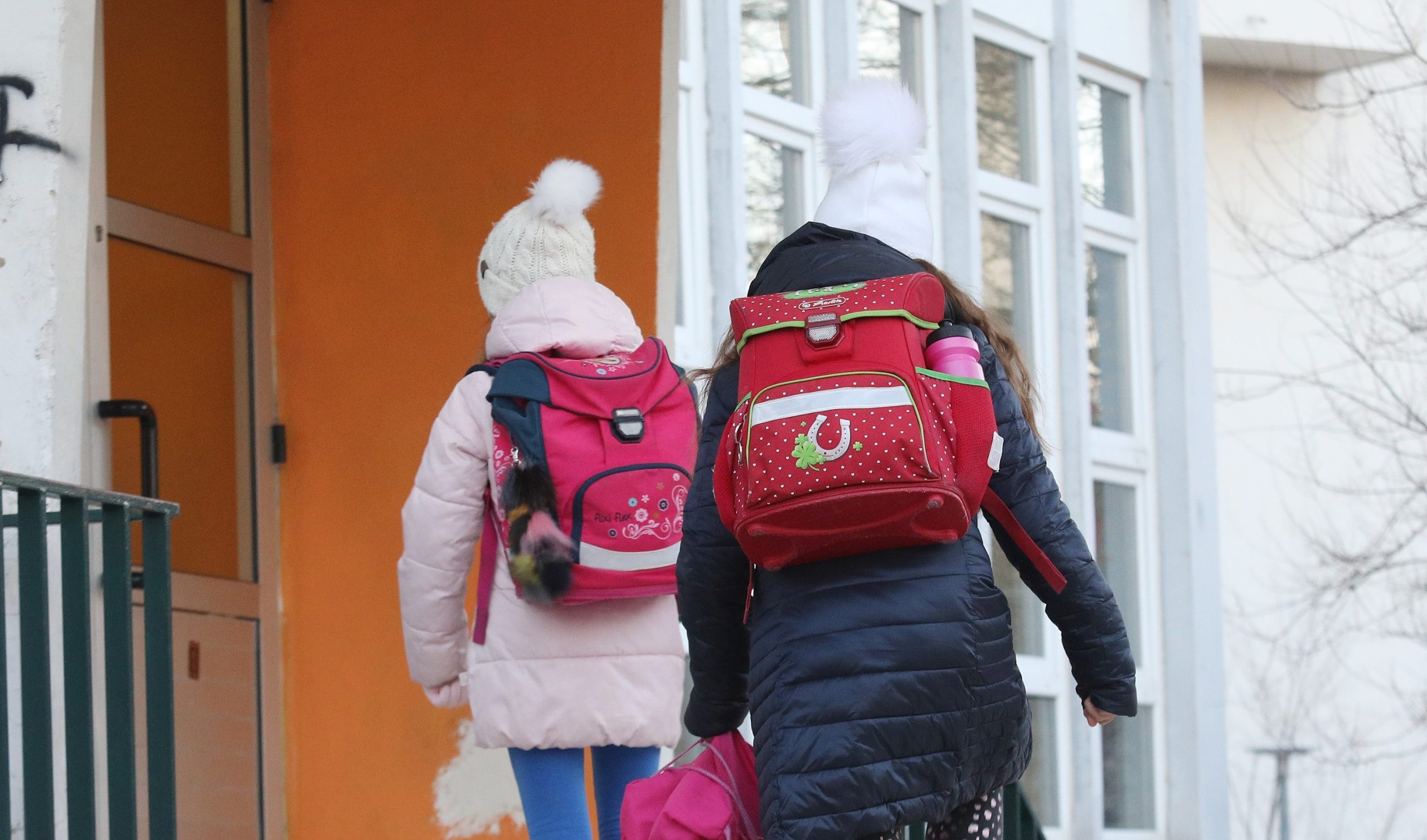 18.01.2021.,Sibenik-Prvi dan drugog polugodista poceo za ucenike od prvog do cetvrtog razreda zbog epidemioloskih mjera.
Photo: Dusko Jaramaz/PIXSELL