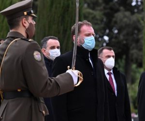 22.01.2021., Zadar - Kod sredisnjeg kriza na Gradskom groblju zapocelo je obiljezavanje obljetnice VRO Masklenica. Iako je bio najavljen dolazak predsjednika Zorana Milanovic, on se nije pojavio navodno zbog uvrstavanja pripadnika HOS-a u protokol obiljezavanja. Mario Banozic. 
Photo: Dino Stanin/PIXSELL