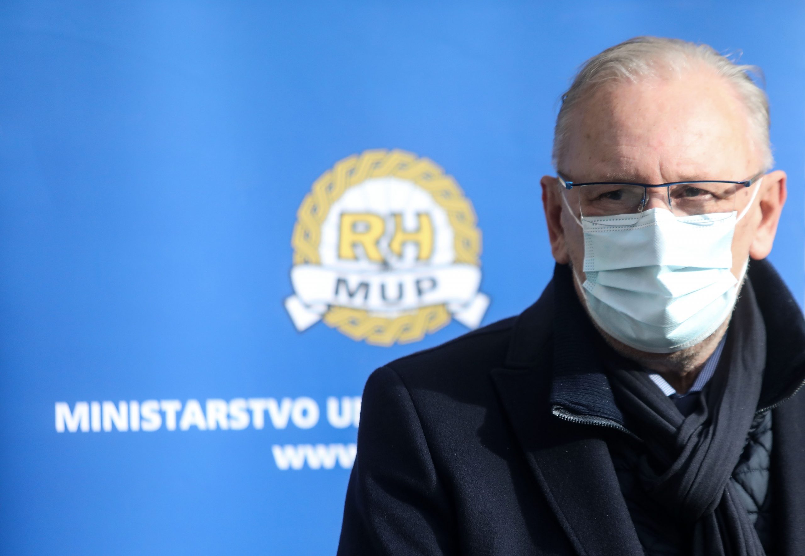 22.12.2020., Zagreb - Svecanost urucenja ugovora o najmu i kljuceva stana djelatnicima MUP-a u Ulici grada Chicaga. Davor Bozinovic, potpredsjednik Vlade i ministar unutarnjih poslova Photo: Marin Tironi/PIXSELL