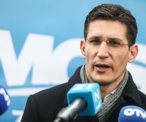 23.01.2021., Zagreb - Kandidat Mosta za gradonacelnika Zagreba Zvonimir Troskot  upozorio je na posljedice potresa na podrucju gradske cetvrti Gornje Dubrave i okolice. Medijima se obratio i Nino Raspudic.
Photo: Marin Tironi/PIXSELL