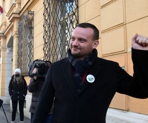 27.01.2021., Zagreb - Nezavisni vijecnik iz Oroslavja, Viktor Simunic, dolazi u USKOK dati izjavu. Photo: Josip Regovic/PIXSELL