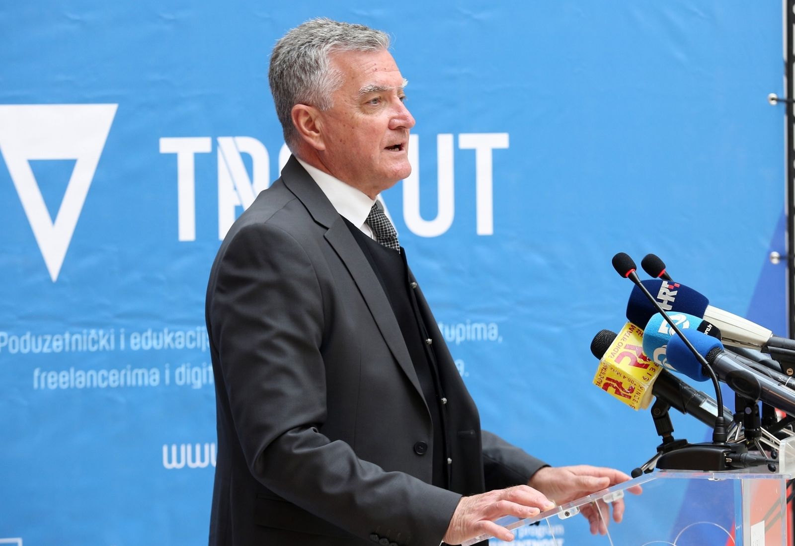 28.09.2020.,Sibenik-Predsjednik Vlade Andrej Plenkovic sudjelovao je na svecanosti otvorenja Inkubatora za nove tehnologije Trokut Sibenik. 
Photo: Dusko Jaramaz/PIXSELL