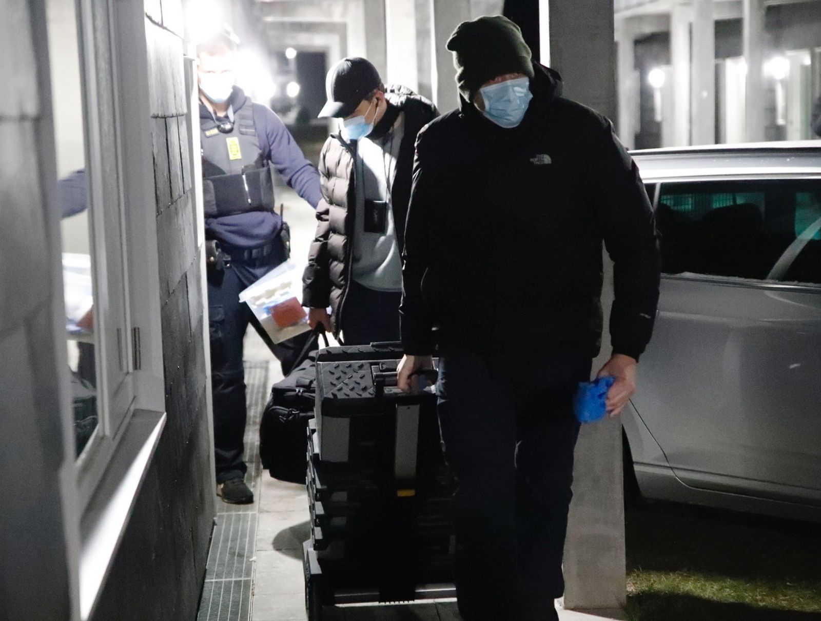 epa09006347 (FILE) Danish police officers and forensic technicians are present in Apotekerhaven in Holbaek, Denmark, 06 February 2021. Danish police searched addresses in Apotekerhaven and on Anders Larsensvej in Holbaek this weekend. Several persons were arrested for alleged terrorist attack plan. It was part of a larger case with connection to Germany.  EPA/presse-fotos.dk  DENMARK OUT