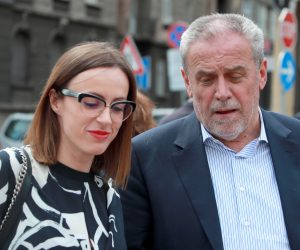 01.06.2020., Europski trg, Zagreb - Ivanka Culjak Milidrag, glasnogovornica zagrebackog gradonacelnika i Milan Bandic u razgovoru.  Photo: Sanjin Strukic/PIXSELL