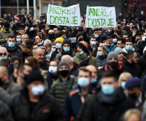 03.02.2021., Zagreb - U organizaciji Udruge Glas poduzetnika na Trgu bana Josipa Jelacica odrzan je prosvjed "zbog neadekvatnih ekonomskih mjera i diskriminatornih odluka prema dijelu poduzetnika". Photo: Igor Soban/PIXSELL
