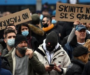 03.02.2021., Zagreb - U organizaciji Udruge Glas poduzetnika na Trgu bana Josipa Jelacica odrzan je prosvjed "zbog neadekvatnih ekonomskih mjera i diskriminatornih odluka prema dijelu poduzetnika". Photo: Igor Soban/PIXSELL