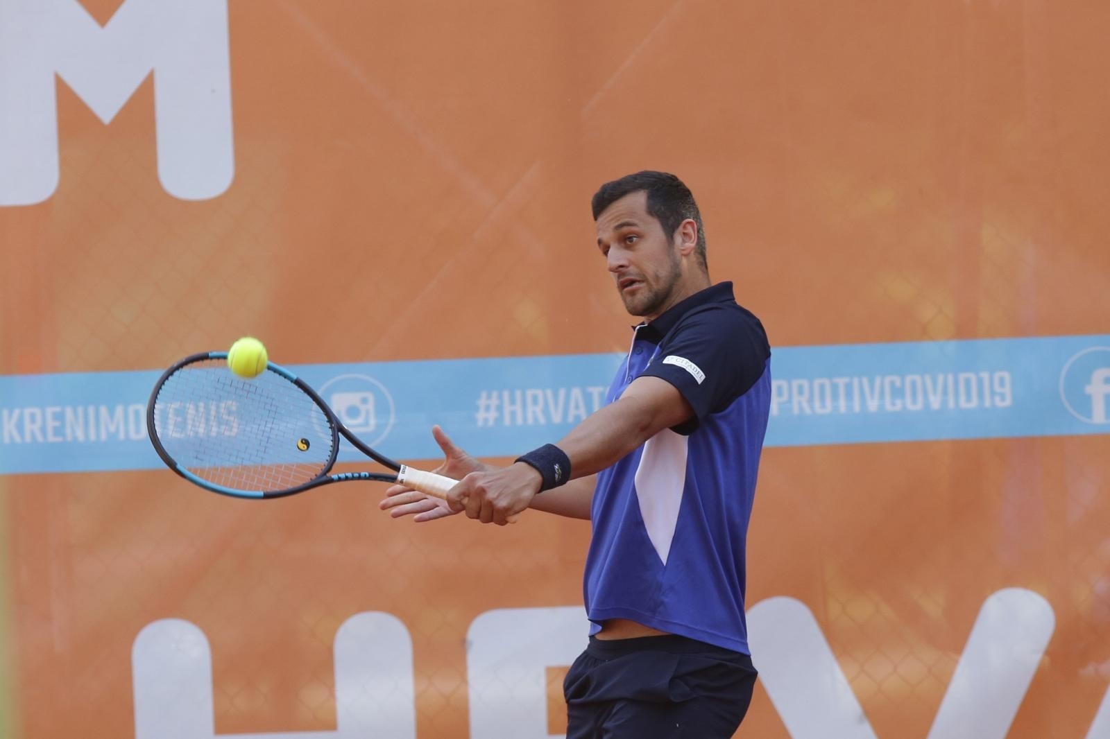 07.06.2020., Osijek - Hrvatski Premier Tenis, turnir humanitarnog karaktera u organizaciji Donne Vekic i njezine obitelji uz pokroviteljstvo Hrvatskog teniskog saveza. Photo: Dubravka Petric/PIXSELL
