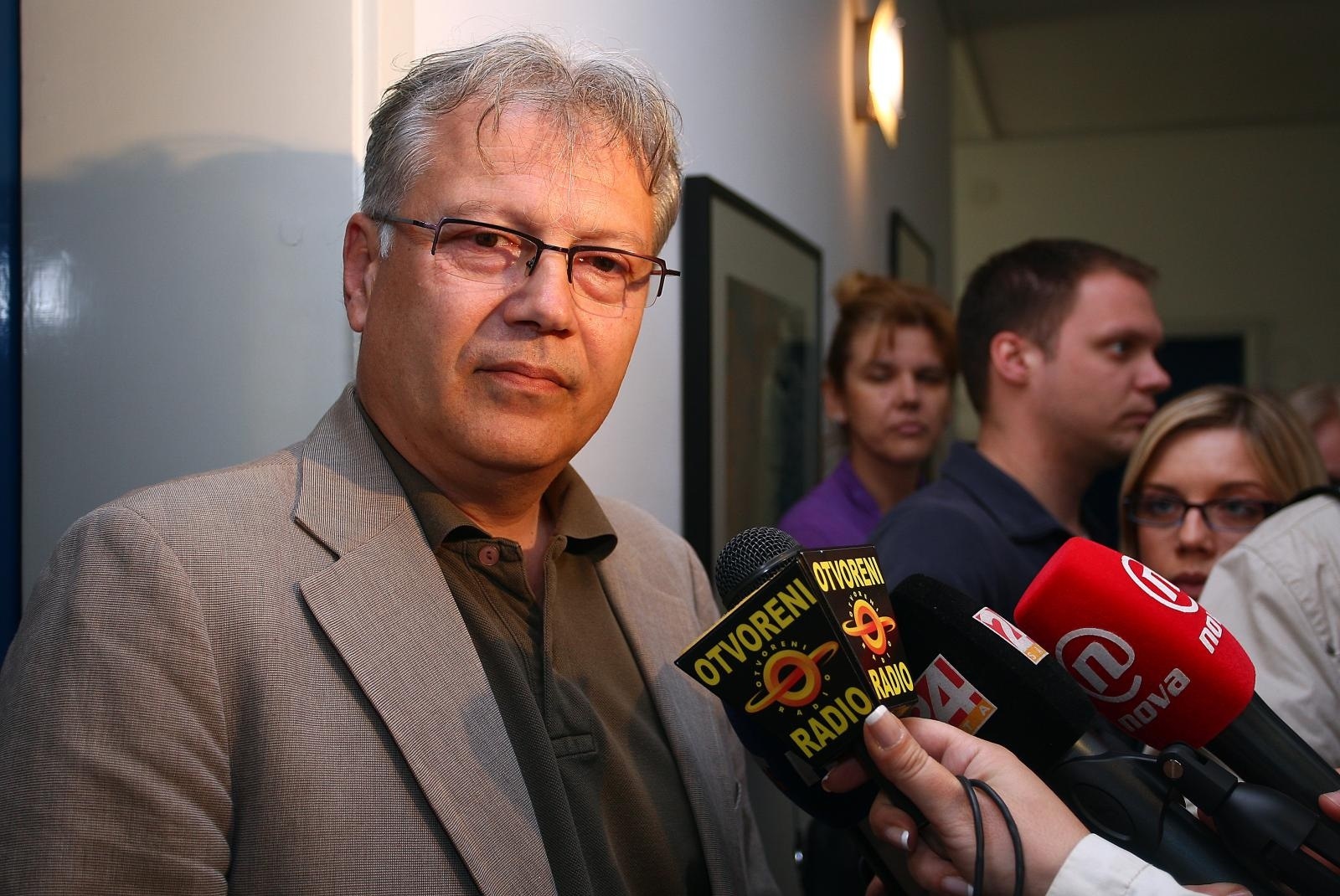 27.04.2009., Zagreb - Prosvjed studenata na Filozofskom fakultetu. Dekan Miljenko Jurkovic. 
Photo: Dalibor Urukalovic/24sata