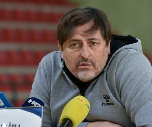 10.02.2021., Zagreb - U dvorani Kutije sibica odrzana je konferencija za medije rukometnog kluba Prvo plinarsko drustvo Zagreb na kojoj su se medijima obratili trener Vlado Sola i igrac Nemanja Obradovic.
Photo: Davorin Visnjic/PIXSELL