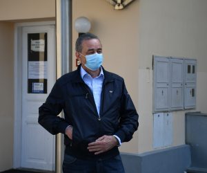 11.04.2020., Koprivnica - Na konferenciji za medije Kriznog stozera civilne zastite Koprivnicko-krizevacke zupanije istaknuto je kako je na podrucju zupanije novih troje zarazenih koronavirusom, dakle ukupno 23 osobe. Medju novih troje, dvoje je iz Doma za starije i nemocne osobe u Koprivnici, medjutim tijekom dana se ocekuje nalaz jos 30 osoba, 10 sticenika i 20 djelatnika koji su podvrgnuti testu. Darko Koren, zupan koprivnicko-krizevacke zupanije. 
Photo:Damir Spehar/PIXSELL