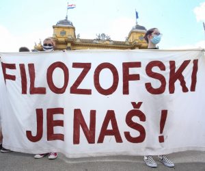 14.07.2020., Zagreb - Prosvjed Inicijative za Filozofski  zbog odluke rektora Damira Borasa o suspenziji dekanice Vesne Vlahovic-Stetic i smjene cijele uprave tog fakulteta. 
Photo: Matija Habljak/PIXSELL
