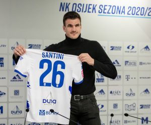 16.02.2021.,Osijek, Stadion Gradski vrt - Konferencija za novinare na kojoj je predstvaljen novi igrac NK Osijeka Ivan Santini. Photo: Davor Javorovic/PIXSELL