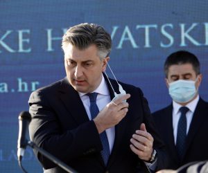 16.02.2021., Split- Predjednik vlade Andrej Plenkovic prisustvovao pocetku radova na preuredjenju istocnog dijela gradske luke.
Photo:Ivo Cagalj/PIXSELL