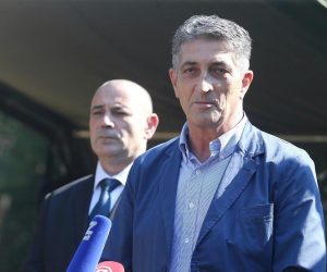 Zagreb: Ministarstvo hrvatskih branitelja predstavilo aktivnosti Uprave za zatočene i nestale 17.09.2018., Zagreb - Ministarstvo hrvatskih branitelja predstavilo je aktivnosti Uprave za zatocene i nestale u Rasadniku Pepeljarka. Pomocnik ministra nadlezan za Upravu za zatocene i nestale Stjepan Sucic. 

Photo: Dalibor Urukalovic/PIXSELL
