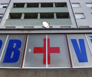 19.01.2021., Varazdin- Varazdinski zupan Radimir Cacic  i osam zupanijskih vijecnika starijih od 65 godina cijepili se protiv Covida19.
Photo: Vjeran Zganec Rogulja/PIXSELL