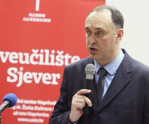 19.05.2014., Koprivnica - Predsjednik RH Ivo Josipovic boravio je u Koprivnici, gdje se druzio sa gradjanima, obisao PU koprivnicko-krizevacku i novoizgradjeni dio Sveucilista sjever, a na kraju boravka je odrzao predavanje na sveucilistu. Na fotografiji: rektor Sveucilista Sjever Marin Milkovic. Photo: Marijan Susenj/PIXSELL