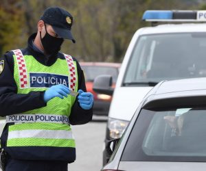 20.11.2020., Boraja - Policijska akcija nadzora brzine na podrucju cijele Sibensko-kninske zupanije.
Photo: Hrvoje Jelavic/PIXSELL