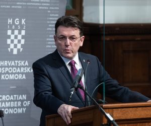 21.12.2020., Zagreb - HGK, konferencija za medije -  osvrt na gospodarsku 2020. Luka Burilovic. 
Photo: Davor Puklavec/PIXSELL
