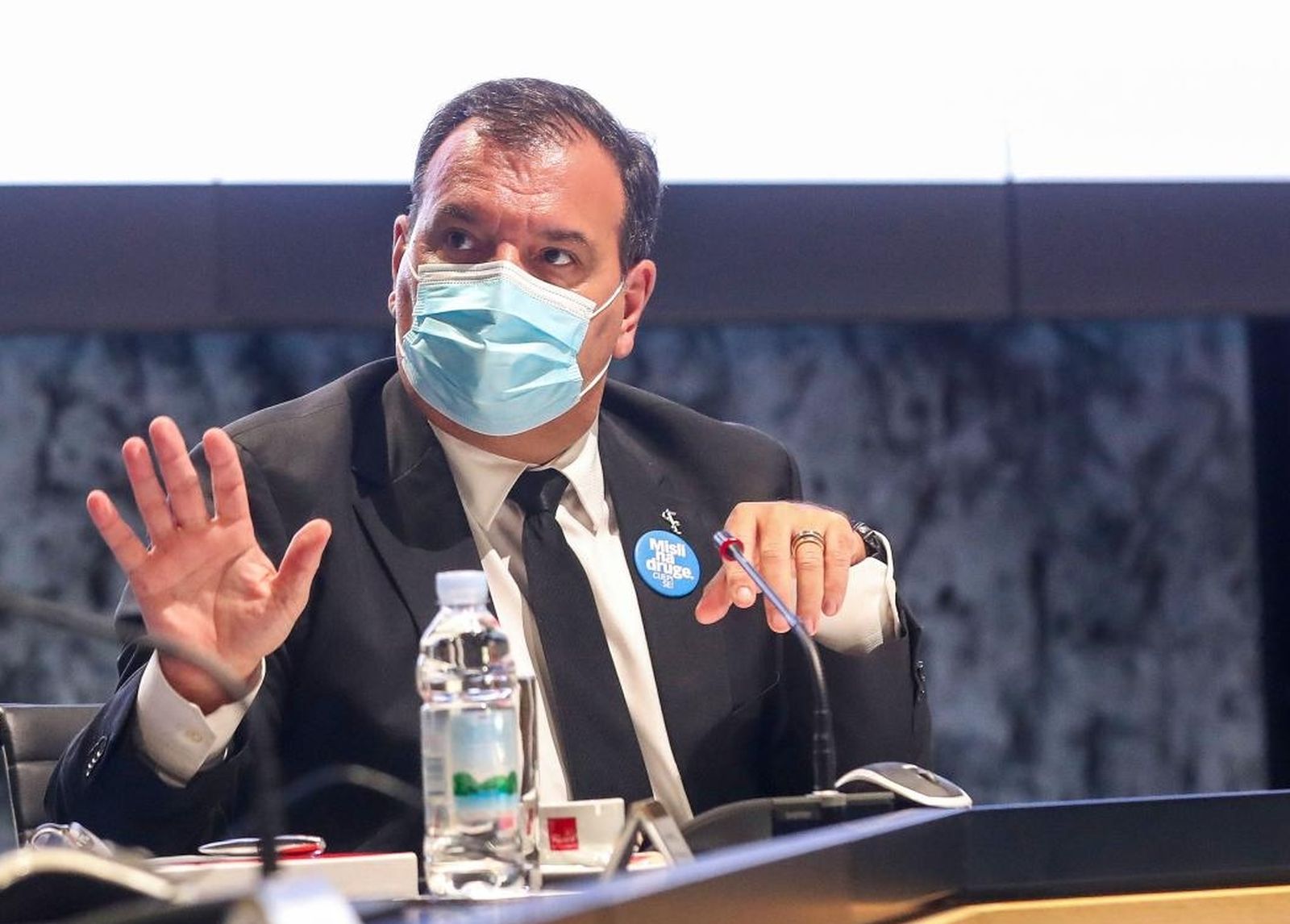 23.12.2020., Zagreb - Ministar zdravstva Vili Beros na konferenciji za medije nakon sjednice Vlade na kojoj je usvojen plan uvodjenja, provodjenja i pracenja cijepljenja protiv koronavirusa. Photo: Zeljko Lukunic/PIXSELL