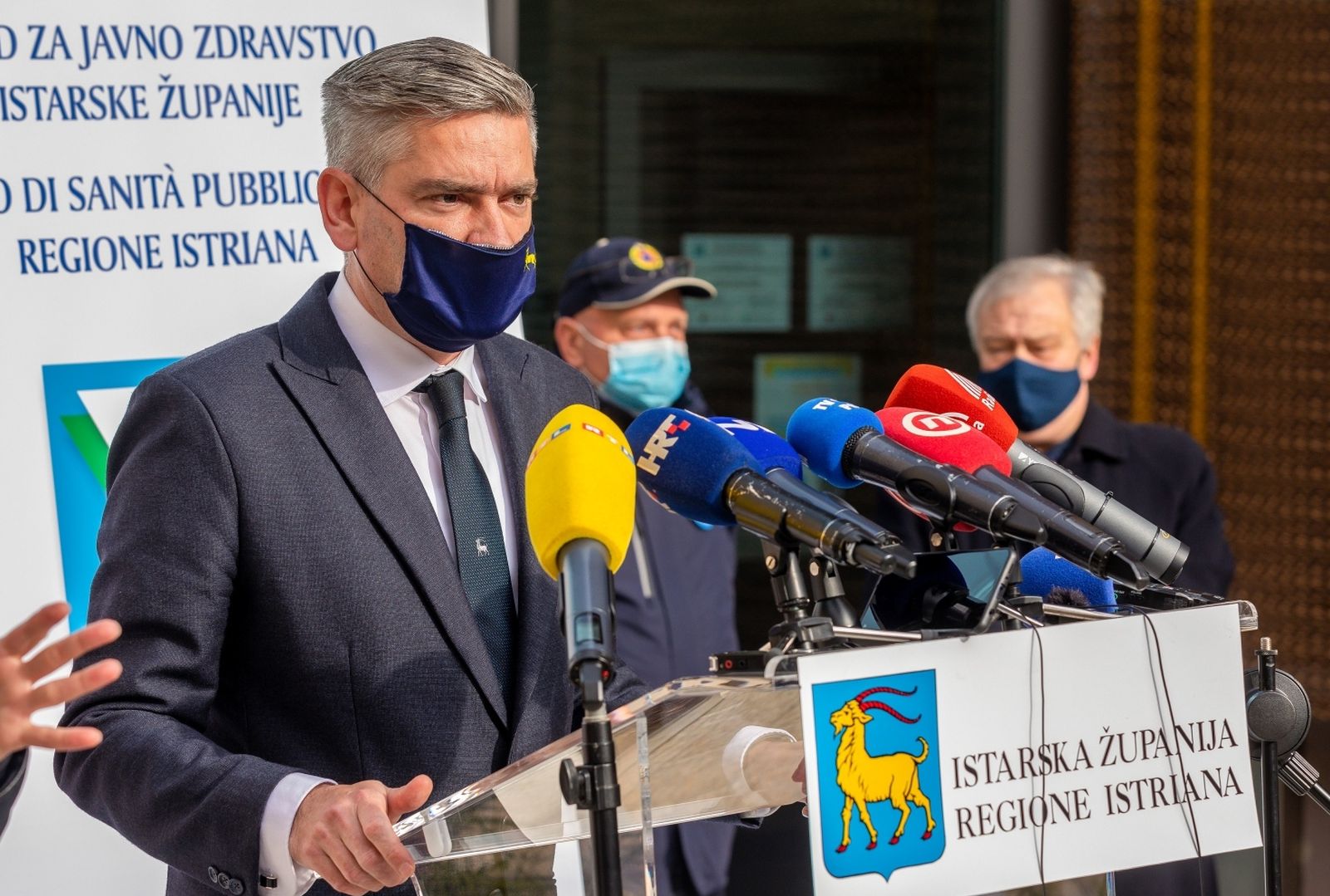 27.01.2021., Pula - Konferencija za novinare na temu "Povoljna epidemioloska situacija na podrucju Istarske zupanije". Gradonacelnik Pule Boris Miletic. 
Photo: Srecko Niketic/PIXSELL