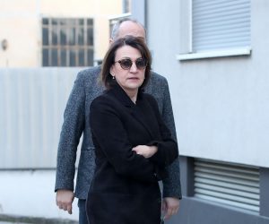 28.2.2021.,  Zagreb - Zgrada Milana Bandica u Buzanovoj ulici. Milan Bandic nocas je preminuo od posljedica srcanog udara u 66. godini zivota. Ivica Lovric, Ana Stojic Deban i Jelena Pavicic Vukicevic dosli su u posjetu obitelji. 
Photo: Goran Stanzl/PIXSELL