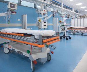 27.11.2020., Rijeka - Reportaza o zaposlenicima i popunjenosti hitnog medicinskog trakta u Kbc-u Susak tijekom pandemije Coronavirusa. 
Photo: Nel Pavletic/PIXSELL