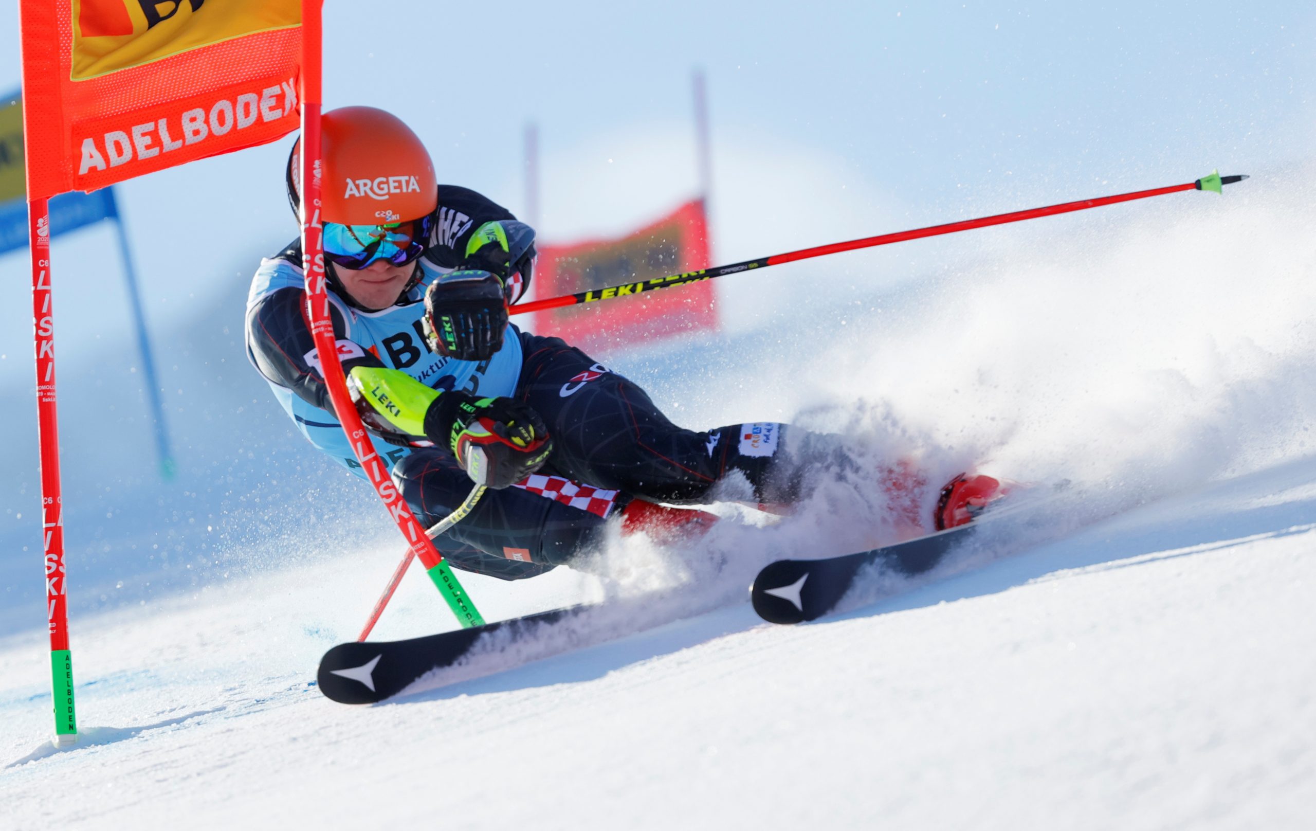 Alpine Skiing - Men's Giant Slalom Alpine Skiing - Men's Giant Slalom - Adelboden, Switzerland - January 8, 2021  Croatia's Filip Zubcic in action during the 1st run  REUTERS/Denis Balibouse DENIS BALIBOUSE