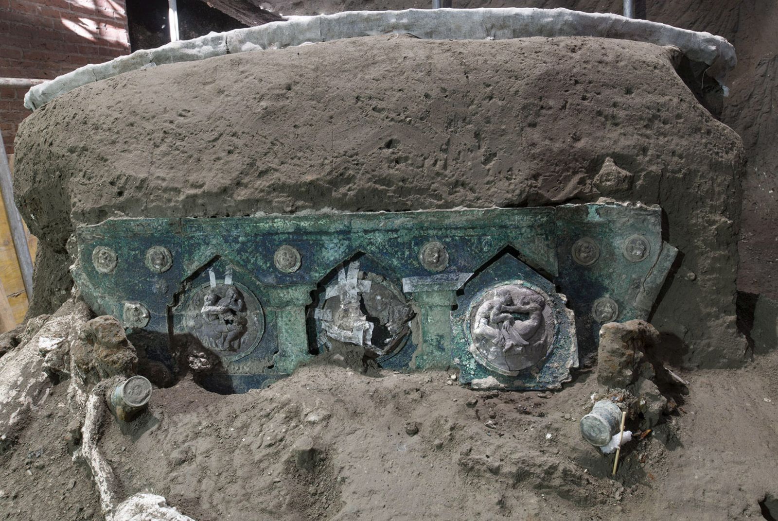 epa09039685 An undated handout photo made available by the Press Office of the Archaeological Park of Pompeii shows a detail of what scientists presume to be a Pilentum, a four-wheeled ceremonial chariot, excavated at the villa of Civita Giuliana in Pompeii, Italy (issued 27 February 2021). In Pompeii, the excavations of the villa of Civita Giuliana return an extraordinary parade float perhaps destined for the cult of Ceres and Venus or more probably for an aristocrat wedding ceremony. A press release by the Archaeological Park says tha the chariot was found inside a double-level portico and can probably be identified as a pilentum, a transport vehicle used in the Roman world by the elites in ceremonial contexts.  EPA/Press Office of the Archaeological Park of Pompeii HANDOUT  HANDOUT EDITORIAL USE ONLY/NO SALES