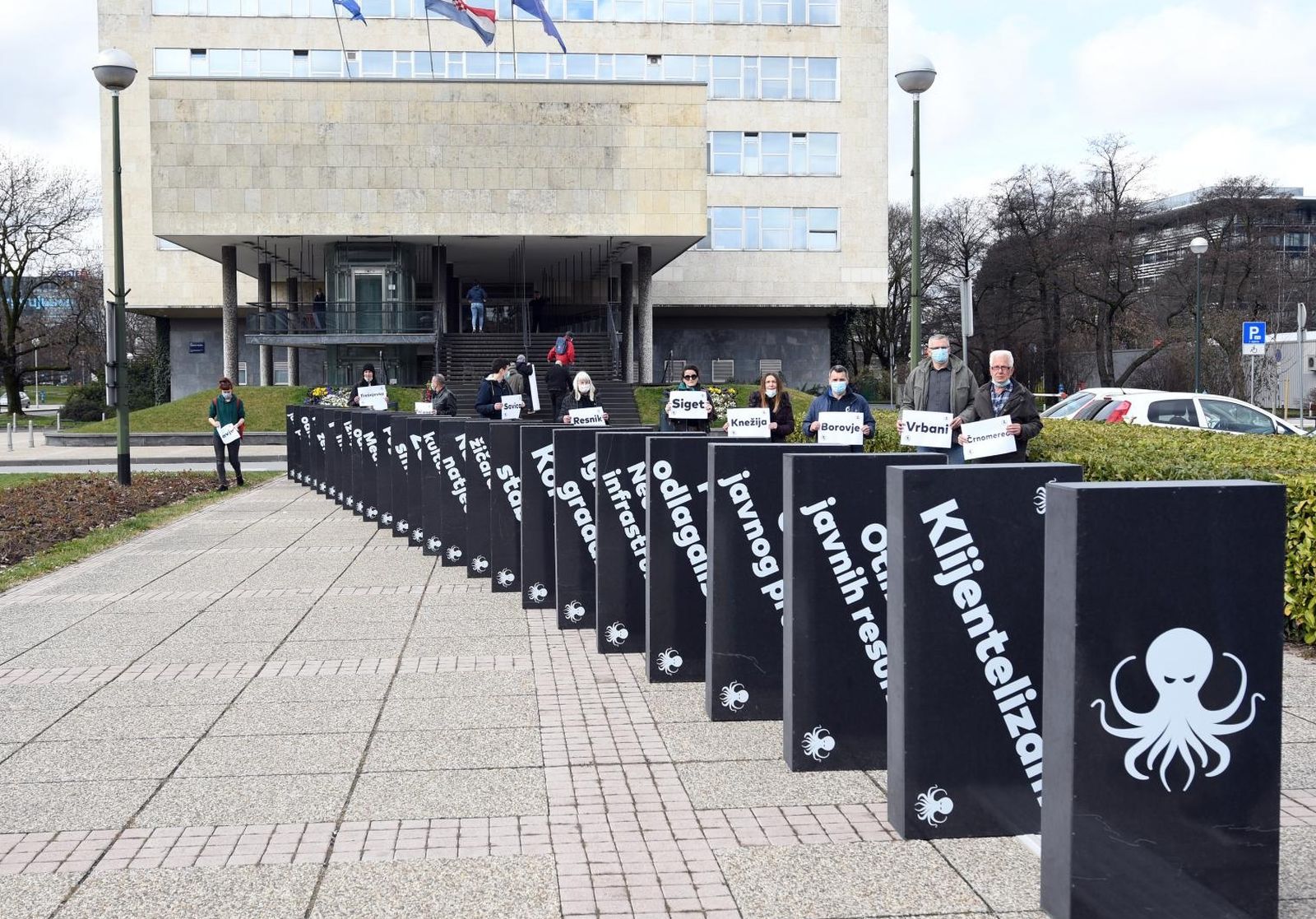 13.03.2021. Zagreb -  U ime desetak zagrebackih udruga i gradjanskih inicijativa, Zelena akcija organizirala je ispred zgrade Gradske uprave akciju kojom pokrecu kampanju Dosta je,  Izadjii na izbore

Photo: Zoe Sarlija/PIXSELL