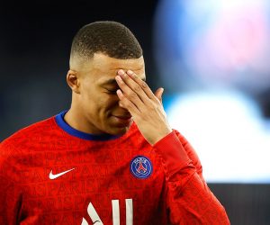 epa09028746 Kylian Mbappe of Paris Saint-Germain warms up for the French Ligue 1 soccer match between Paris Saint-Germain (PSG) and AS Monaco in Paris, France, 21 February 2021.  EPA/IAN LANGSDON