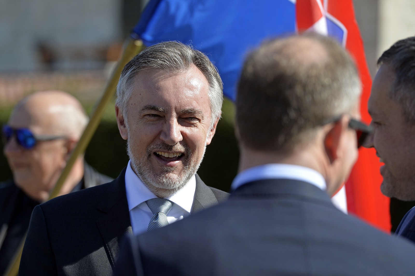 Solin, 1.03.2021 - Prestavljenje kandidata Mate Šimundica za župana Splitsko - dalmatinske županije kao kandidata Domovinskog pokreta. Na slici Miroslav Škoro.
foto HINA/ Mario STRMOTIC/ ms