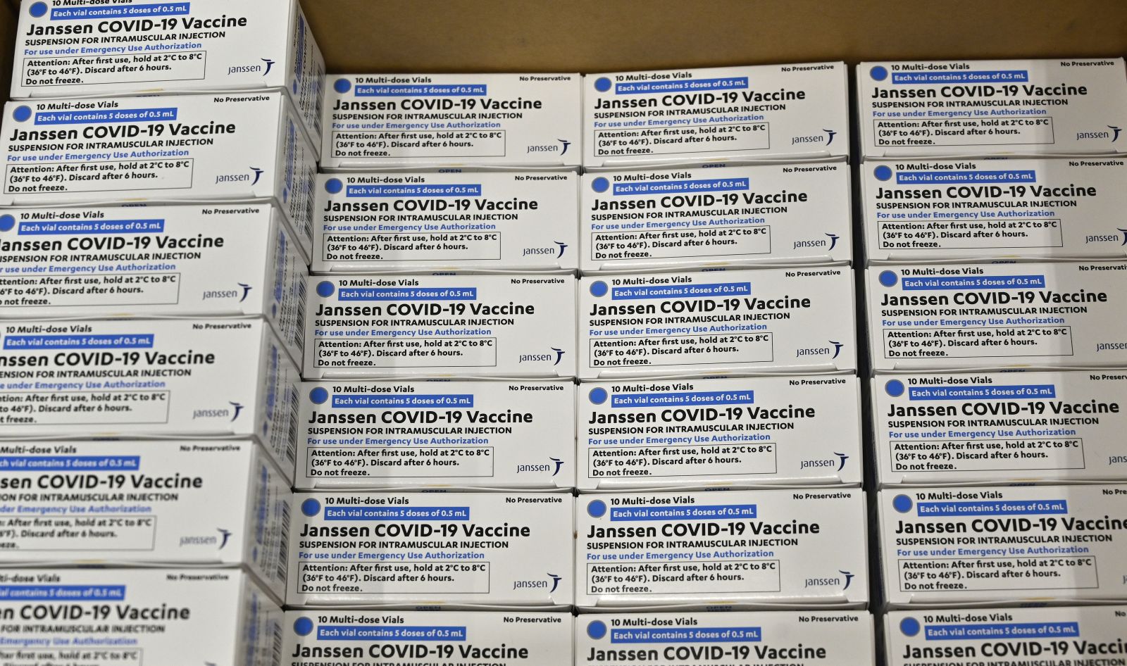 epa09045028 The first boxes of the Johnson and Johnson COVID vaccines at the McKesson Facility in Shepherdsville, Kentucky, USA, 01 March 2021. US Food and Drug Administration (FDA) on 27 February approved Johnson & Johnson single dose coronavirus vaccine, of which 3.9 doses will be distributed all over US.  EPA/TIMOTHY D. EASLEY / POOL