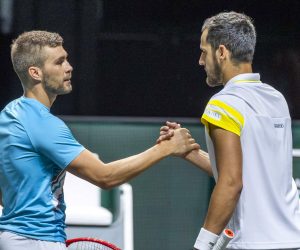 epa09056780 Nicola Mektic (L) and Mate Pavic (R) of Croatia celebrate after winning their doubles semi final match against Jeremy Chardy and Fabrice Martin of France at the ABN AMRO World Tennis Tournament in Rotterdam, Netherlands, 06 March 2021.  EPA/Koen Suyk