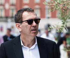 06.06.2020., Split - Miroslav Skoro u drustvu Roberta Pauletica, Hrvoja Zekanovica i clanova stranke Domovinski pokret prosetao je Marmontovom ulicom i Rivom gdje su stali na kavu i druzenje s gradanima Splita.
Photo: Milan Sabic/PIXSELL