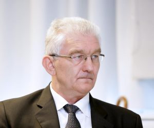 06.09.2016., Zagreb - Nezavisni sindikat znanosti i visokog obrazovanja organizirao je raspravu na temu Dualno trziste rada: Prekarni rad, rast nestandardnih oblika rada. Milivoj Spika. 
Photo: Luka Stanzl/PIXSELL