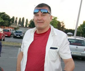 18.06.2009., Zagreb,Hrvatska-  Miroslav Kutle je osudjen zbog malverzacija u Gradskom podrumu. Policija ga je uhitila danas oko 13 sati na granici u Vrgorcu te je policijskim kombijem krenuo je prema Zagrebu.Iz policije u Heinzelovoj je izasao danas oko 20 sati i 30 minuta u pratnji svog odvjetnika Rajka Mlinarica.
Photo: Igor Kralj/24sata