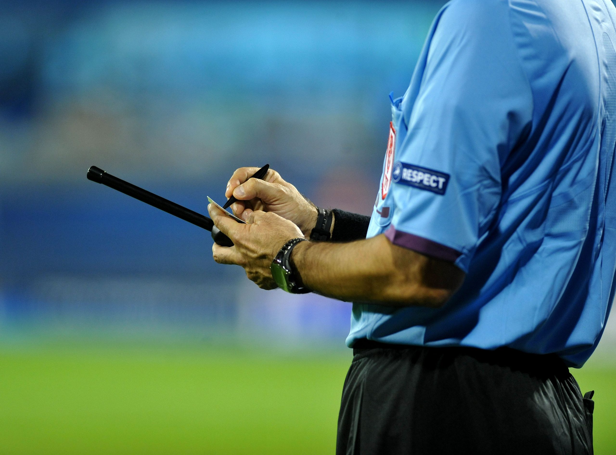 22.08.2012., stadion Maksimir, Zagreb - 1. utakmica doigravanja za ulazak u skupinu Lige prvaka, GNK Dinamo - NK Maribor. Sudac. 
 Photo: Marko Lukunic/PIXSELL