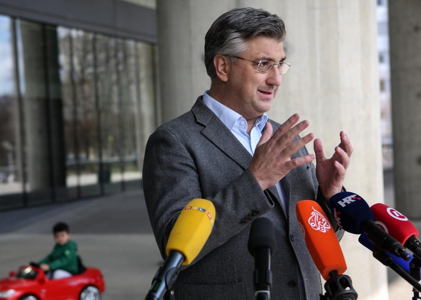 13.03.2021,Zagreb - Predsjednik Vlade RH Andrej Plenkovic posjetio je u Muzeju suvremene umjetnosti izlozbu Nastaviti ce se...Strip i vizualna kultura u Hrvatskoj nakon cega je dao izjavu za novinare. Photo: Zeljko Hladika/PIXSELL