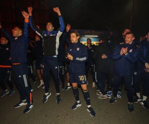 18.03.2021. Zagreb - Nakon sto je Dinamo izborio cetvrtfinale Europske lige Bad Blue Boysi ispred stadiona su slavili velikom bakljadom Photo: Luka Stanzl/PIXSELL