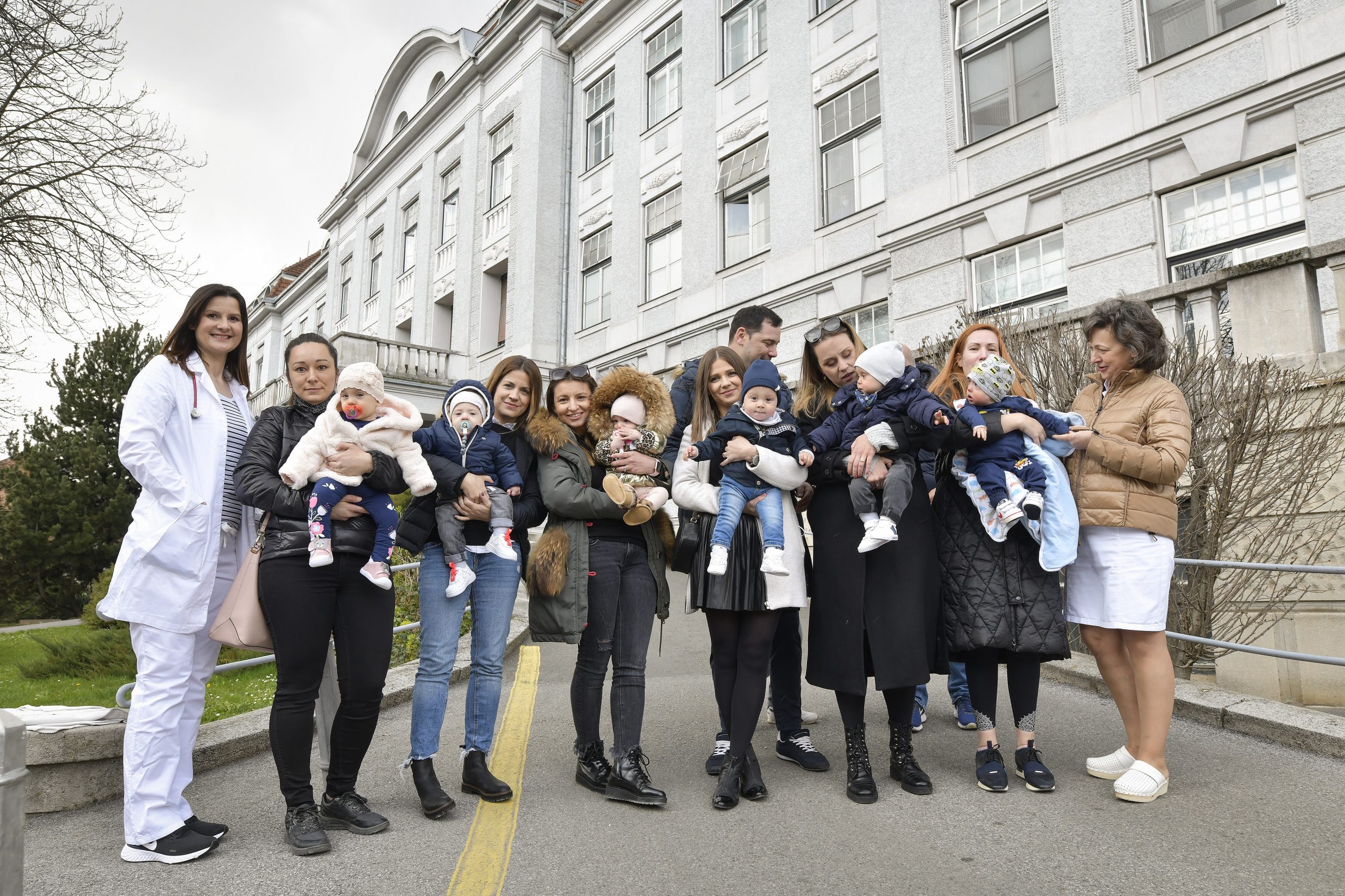 19.03.2021., Zagreb- Rodilje i bebe koje su za vrijeme zagrebackog potresa bile u Petrovoj bolnici.
Photo: Sandra Simunovic/PIXSELL