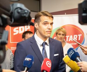 19.06.2020., Dubrovnik - U hotelu Lero predstavljeni su kandidati s liste Restart koalicije u X. izbornoj jedinici. Jadran Barac Photo: Grgo Jelavic/PIXSELL