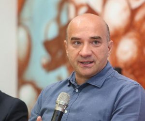 20.05.2019., Zagreb - U knjiznici na Ekonomskom fakultetu odrzana je akcija Hrvatska pamet Hrvatskoj" u organizaciji Poslovnog dnevnika i Vecernjeg lista. Okrugli stol : Vaznost zadrzavanja mladih obrazovanih ljudi u Hrvatskoj. Gordan Lauc. 
Photo: Luka Stanzl/PIXSELL